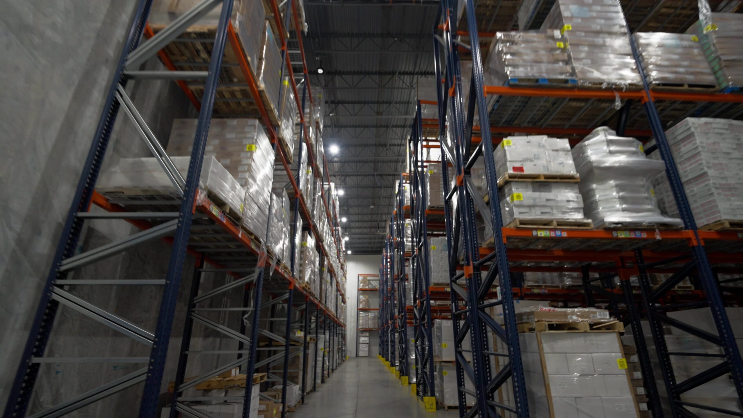 pallets with cold storage